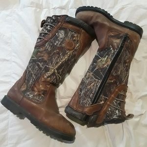 childrens snake boots